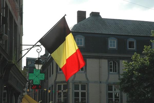 namur2004028