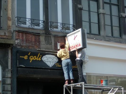 namur2004266