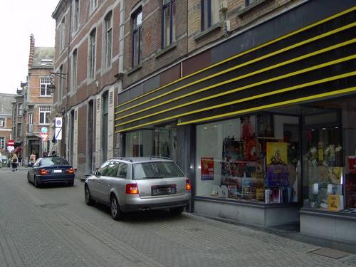 namur2004337