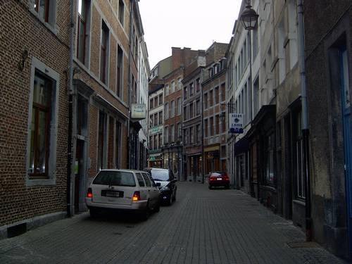 namur2004341