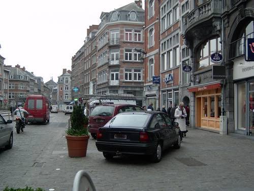 namur2004345