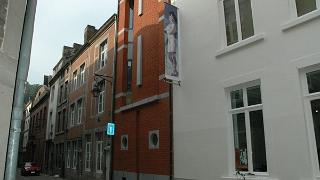 namur2004077