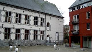 namur2004427