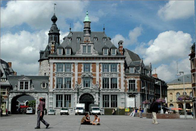 namur200806018