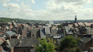 namur300809010