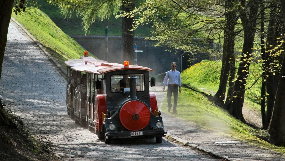 namur250410051