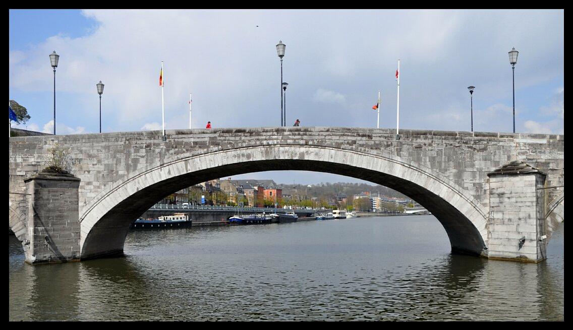 namur2204120108