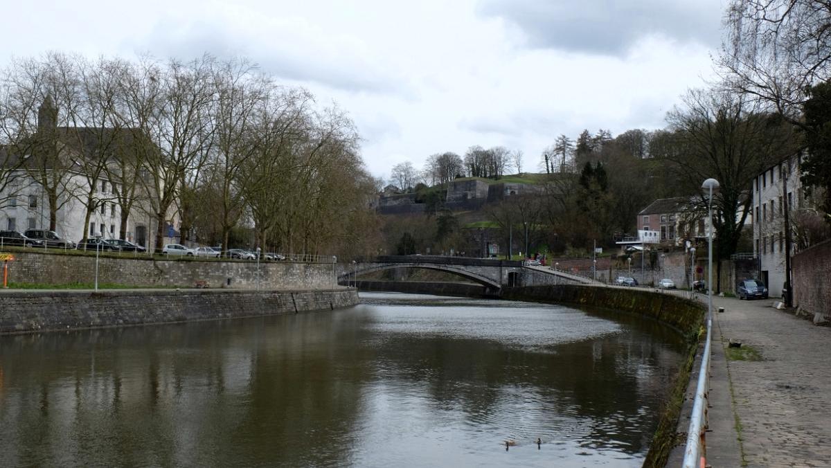 namur030416064