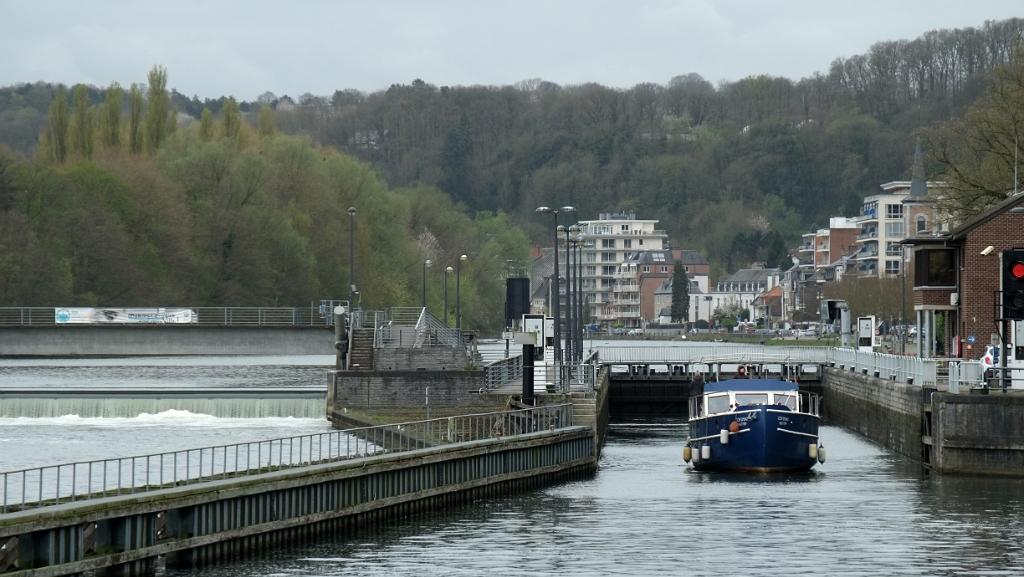 namur090417077