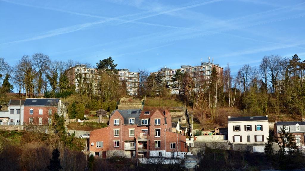 namur2212130035