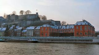 namur140210121