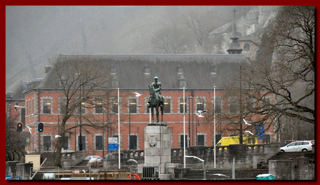 namur060211012