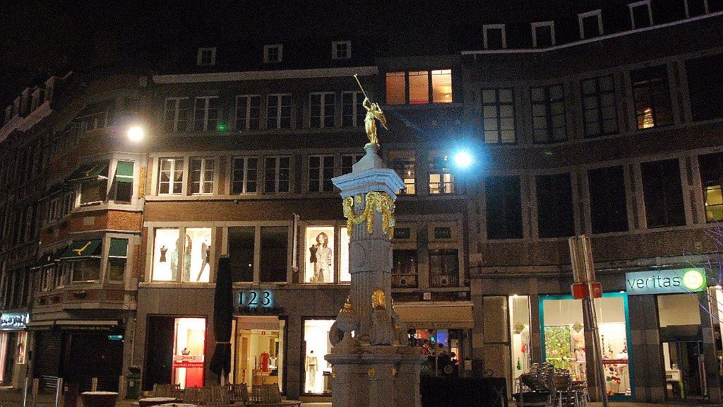 namur0302130248