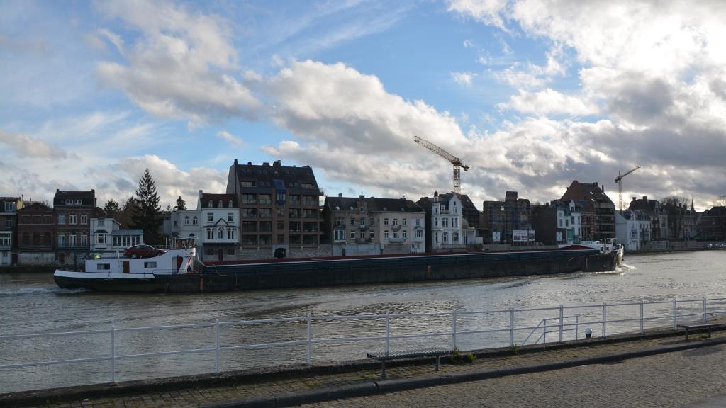 namur0902140148