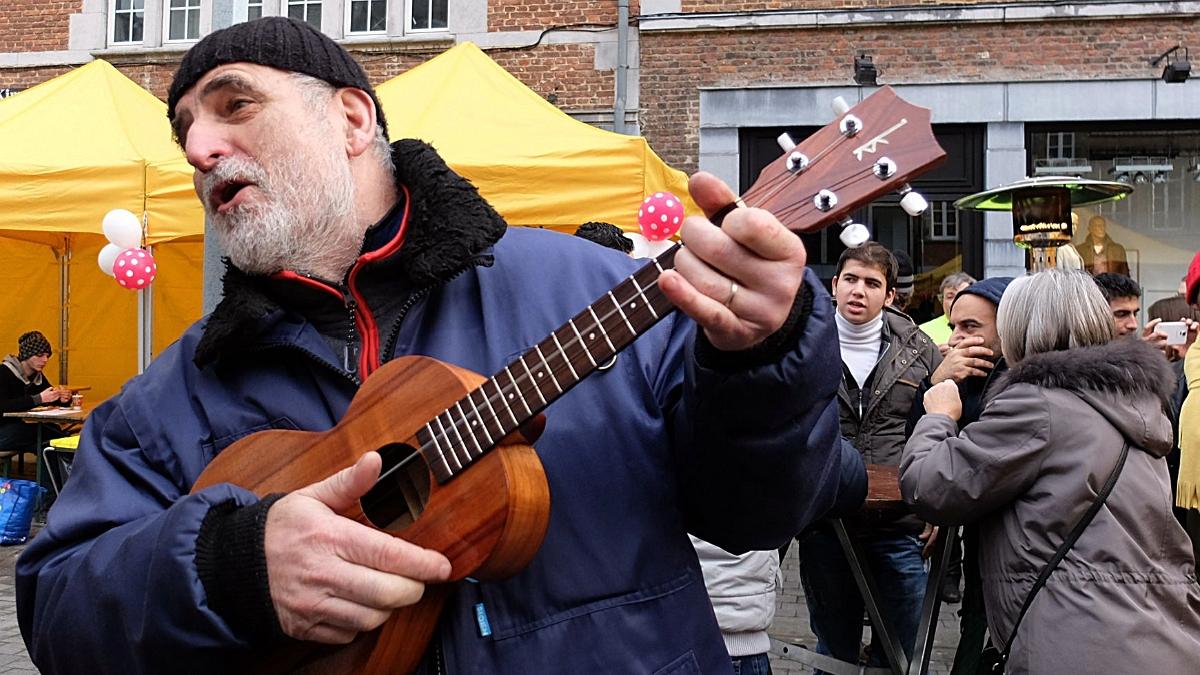 namur140216023