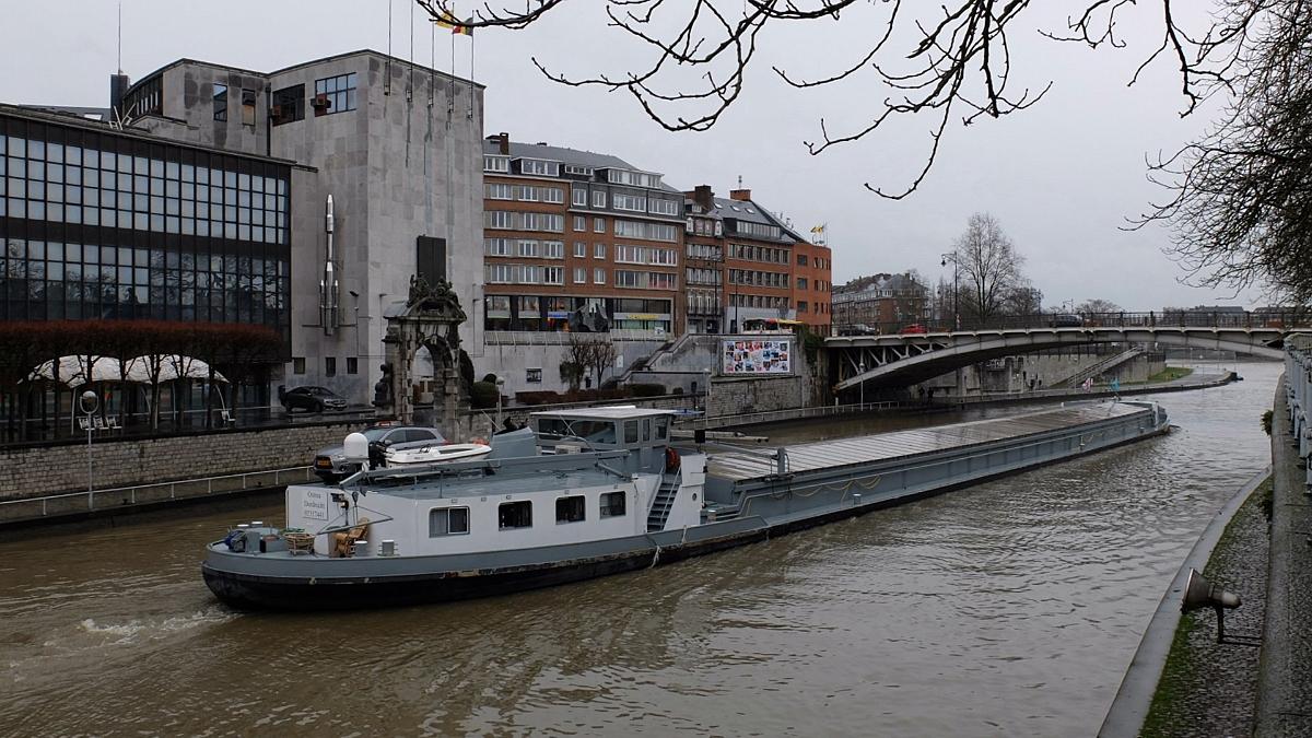 namur140216073