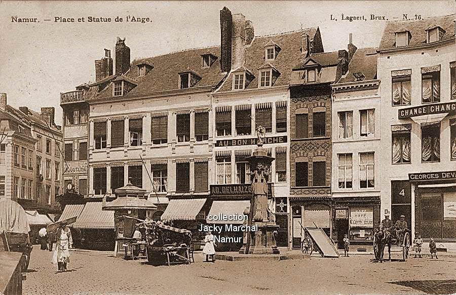 10_Place_de_l_Ange_vers_les_4_coins