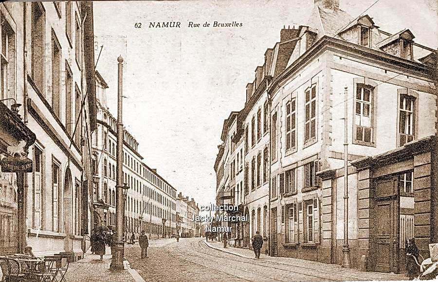 16_Rue_de_Bruxelles_vers_le_parc