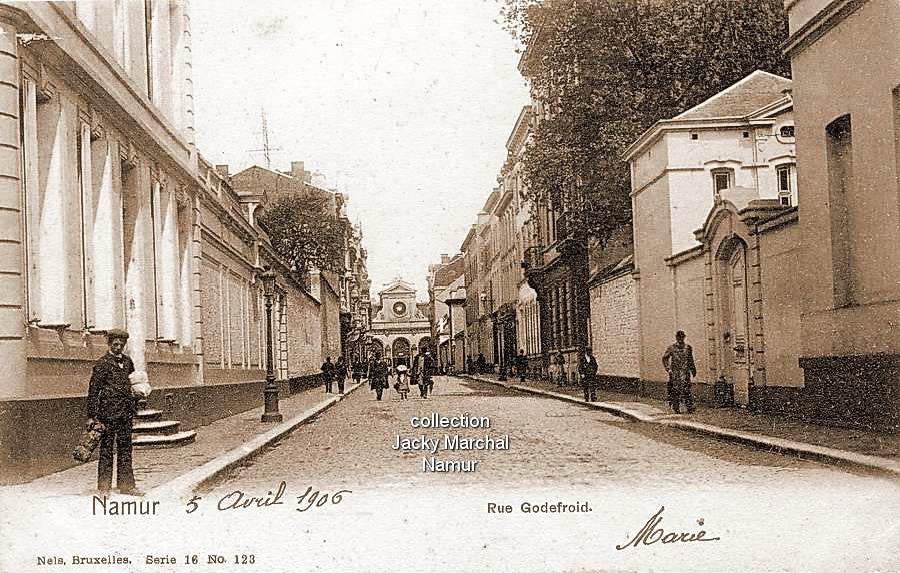 17_Rue_Godefroid_vers_la_gare