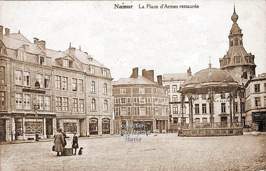 Namur_La_Place_d_Armes_restaur_e