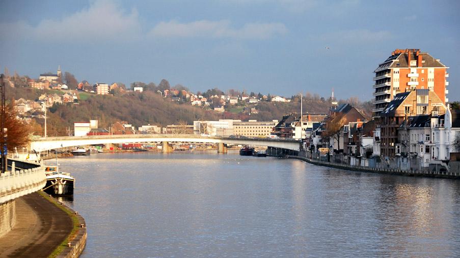 namur030110009