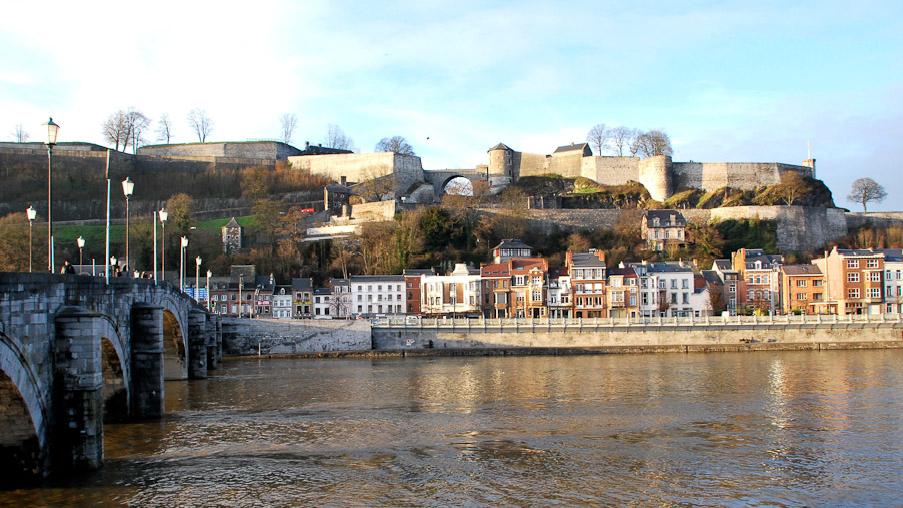 namur030110013