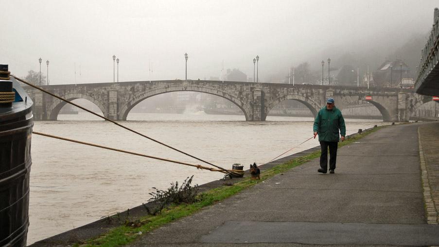 namur030110023