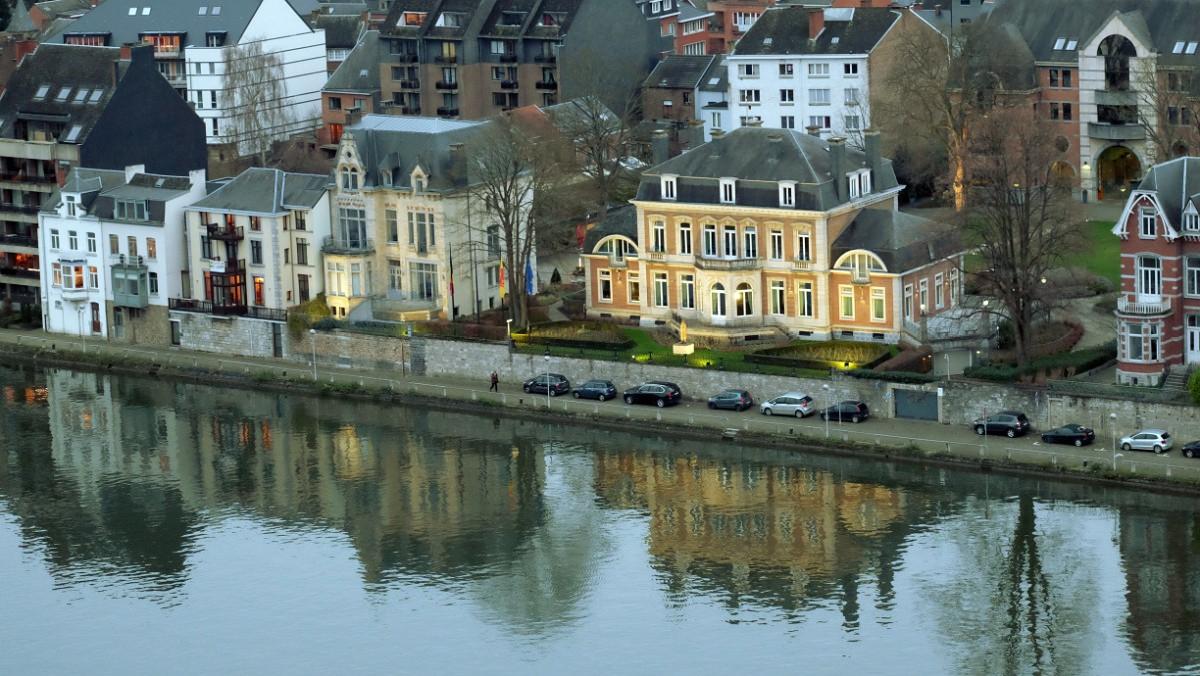 namur030116118