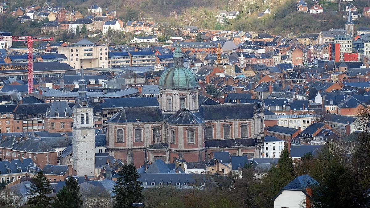 namur070116128