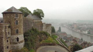 namur100607011