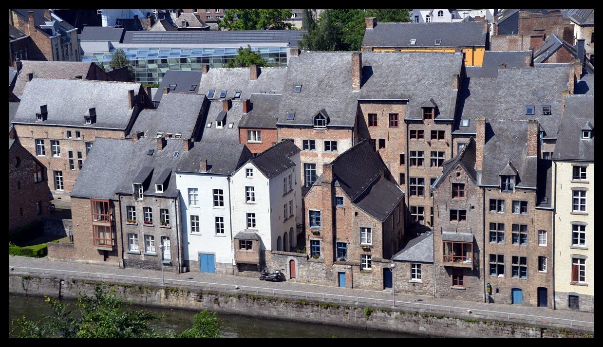 namur0906130100