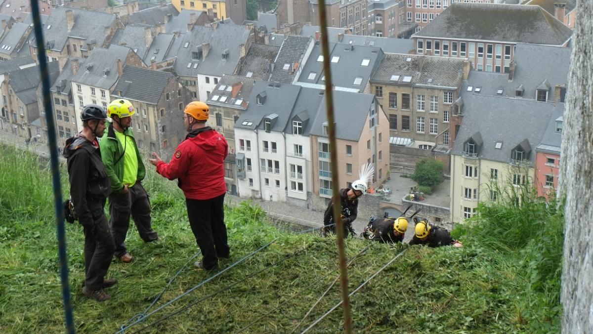 namur050616079