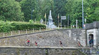 namur1706180095