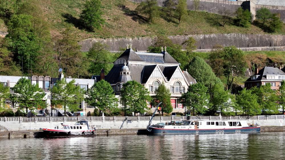 namur020510130