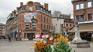 namur090510069