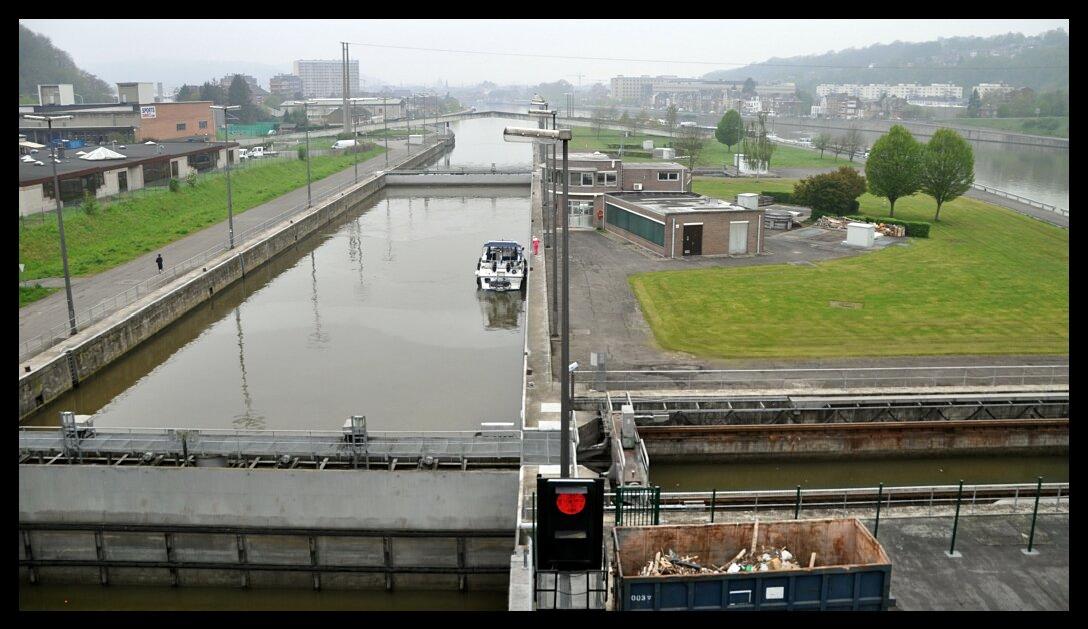 namur0605120012