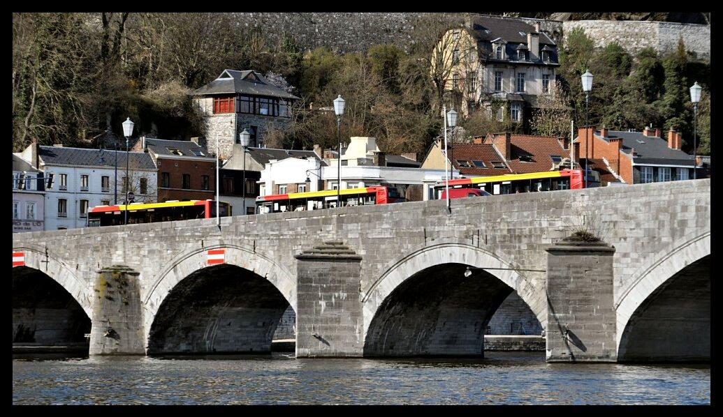 namur270311082