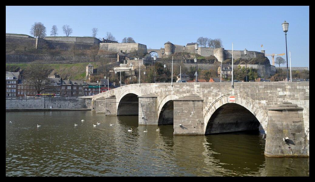 namur2503120100