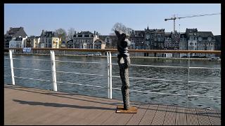 namur2503120096