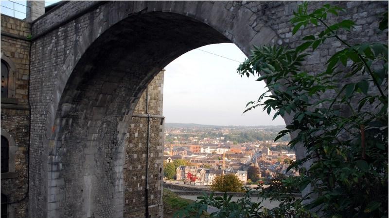 namur121008022