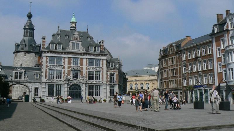 namur020907041