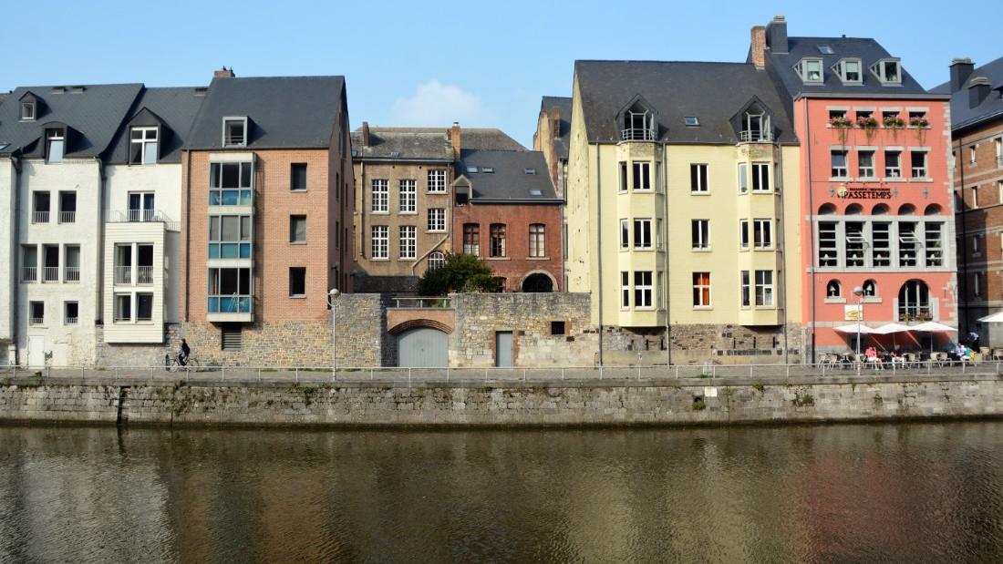 namur1409140102