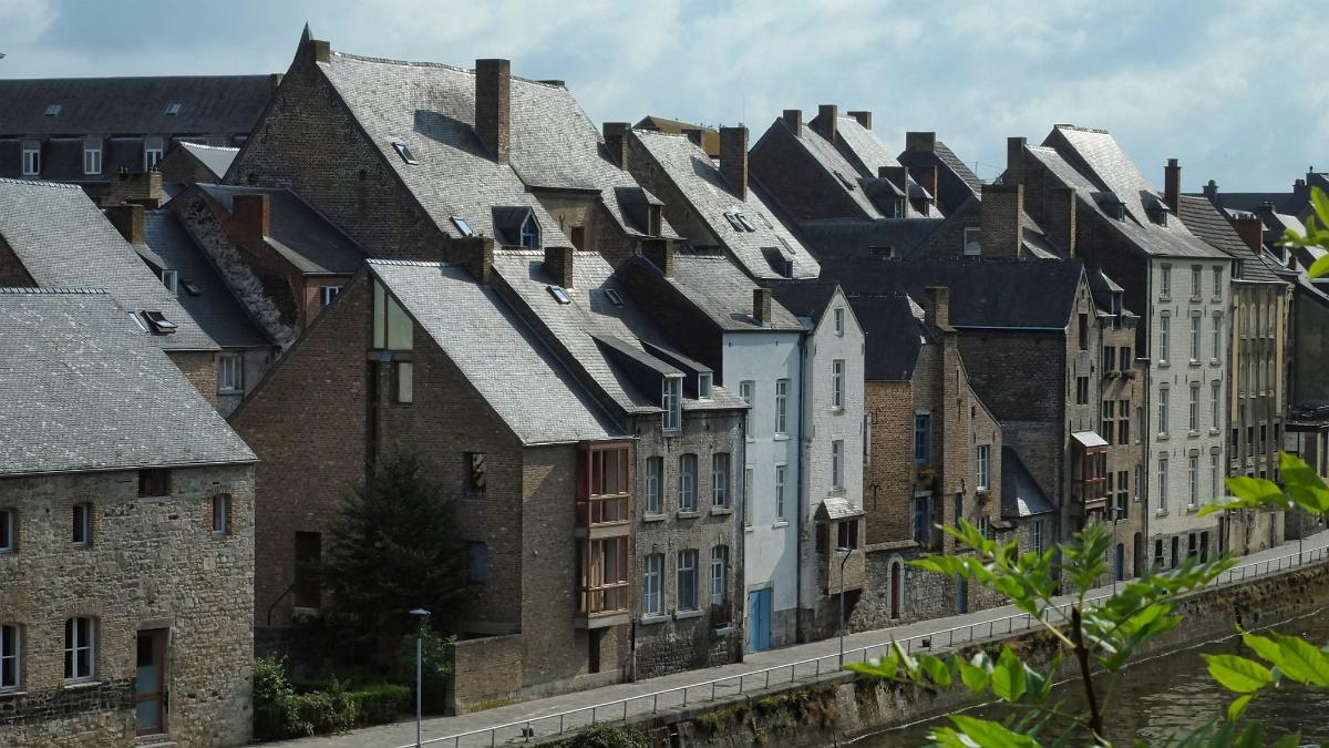 namur0209180218