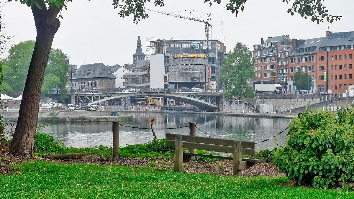 namur0909180052